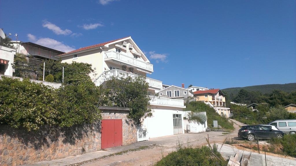 Apartments Sofija Tivat Exterior foto